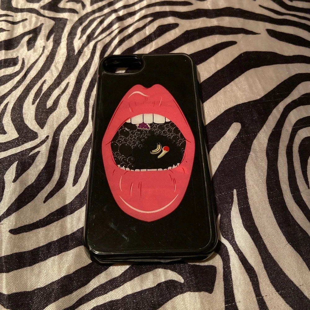 iPhone 8 SE case